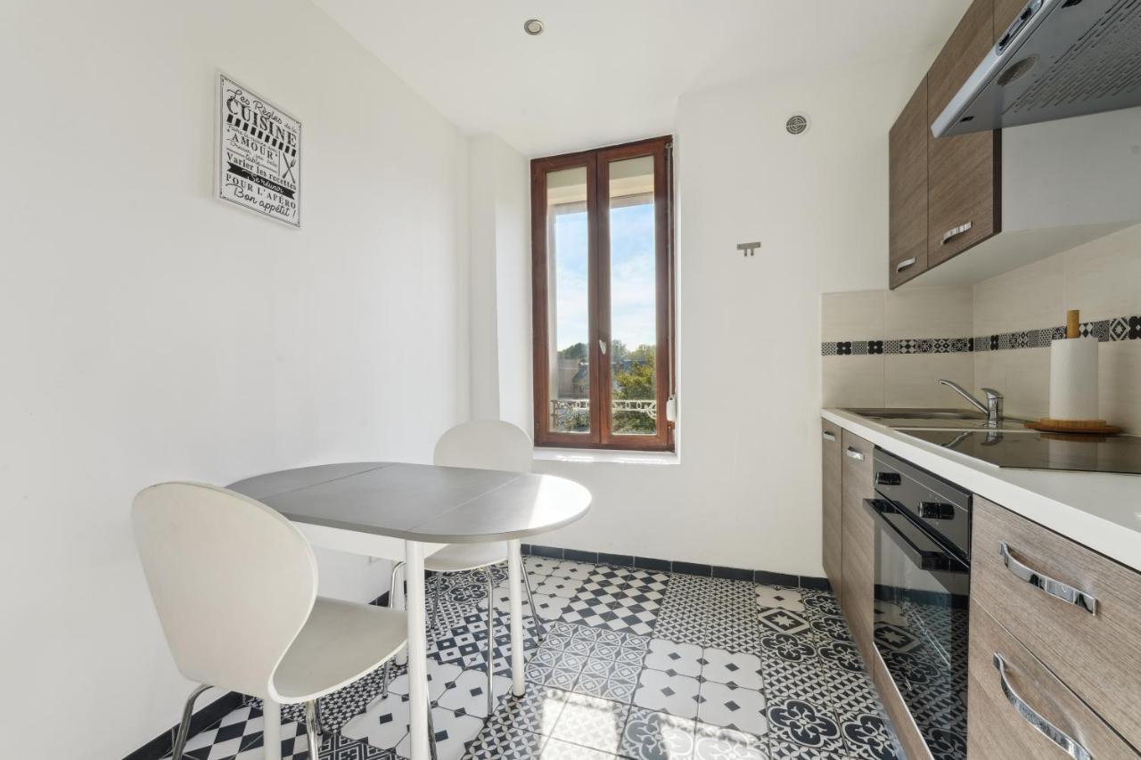Budget Avec Parking Au Centre-ville Apartment